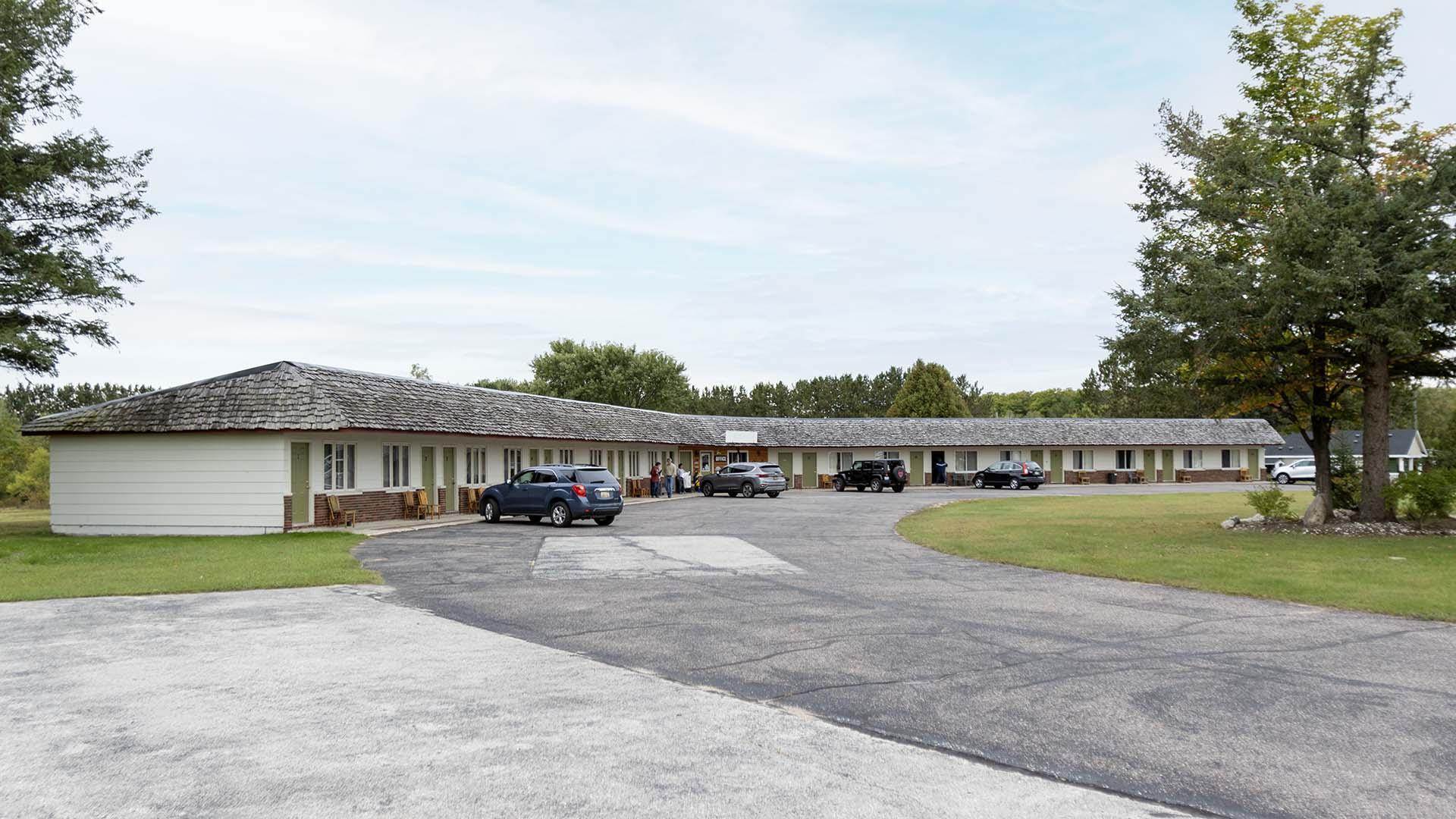The Trail Inn | Tahquamenon Country